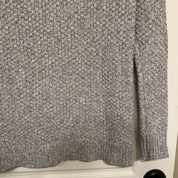 Old Navy Cable-Knit Mock Neck Heather Grey Sweater - Picture 6 of 8